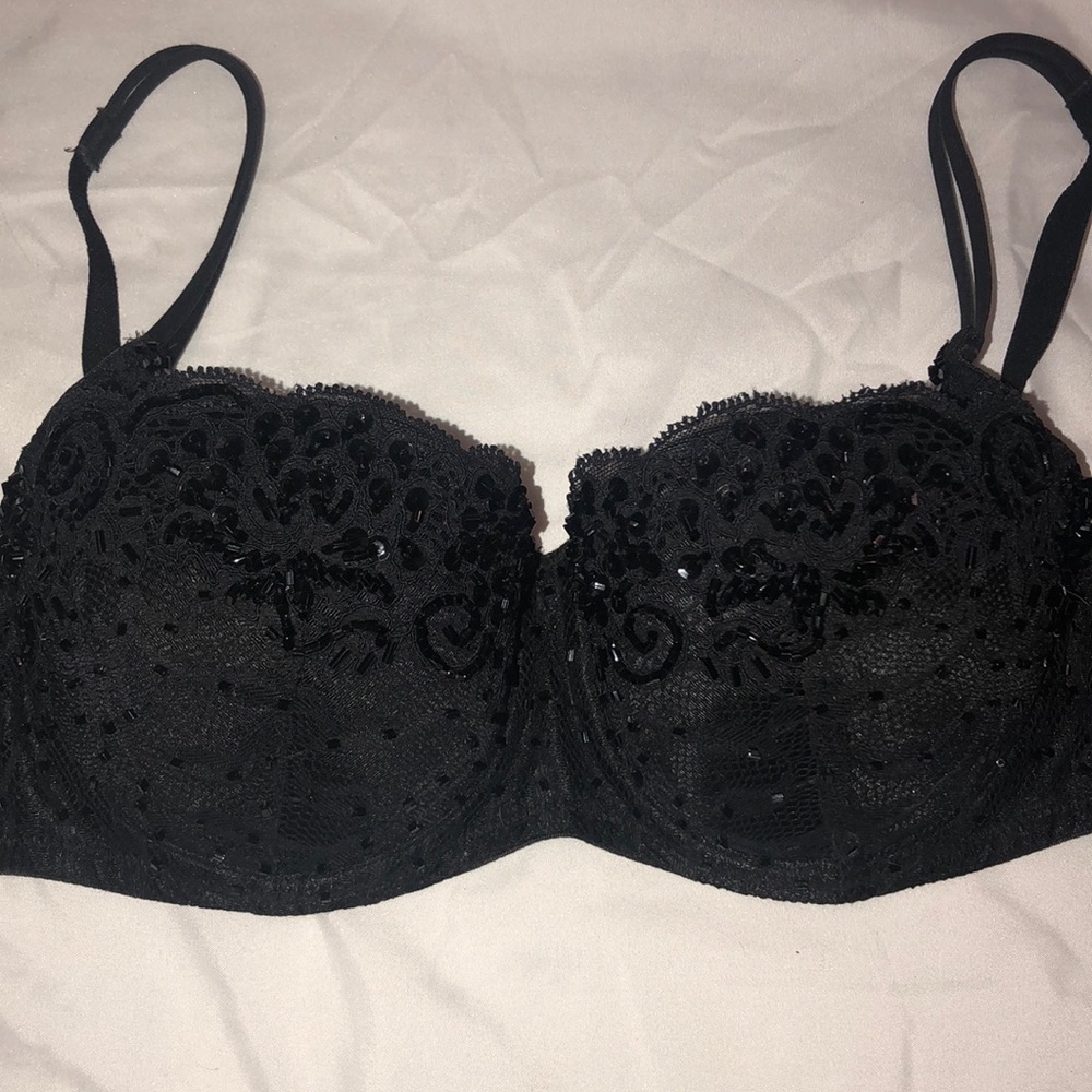 Victoria Secrets push up bra